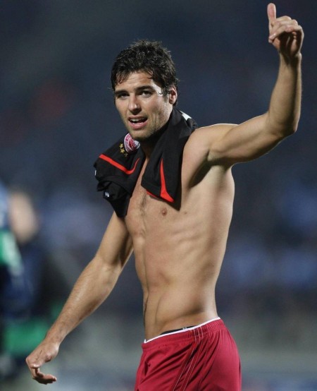 from Taylor yoann gourcuff dating smat girl xxx poto